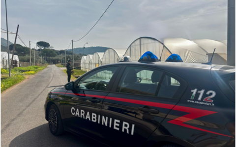 Scontro nella notte, 27enne trasferito in ospedale