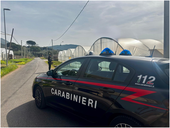 Scontro nella notte, 27enne trasferito in ospedale