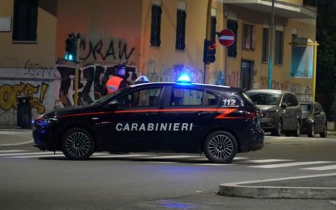 Anziano accoltella il figlio, 49enne muore in ospedale
