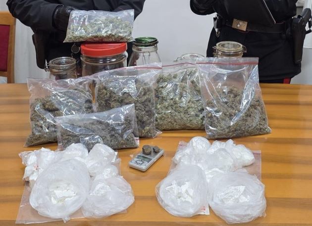 Denunciato 21enne per biscotti all’hashish, due giovani in ospedale