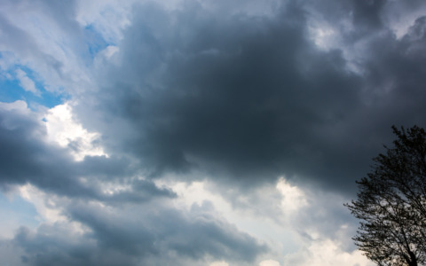 Allerta temporali forti in Lombardia dopo il caldo intenso