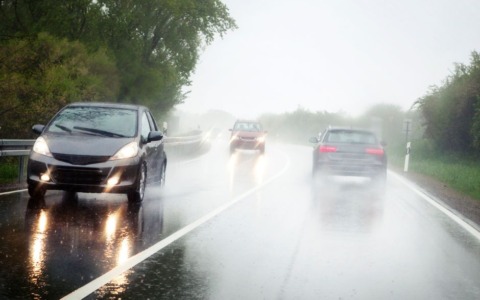 Temporali in arrivo, temperature in calo da mercoledì