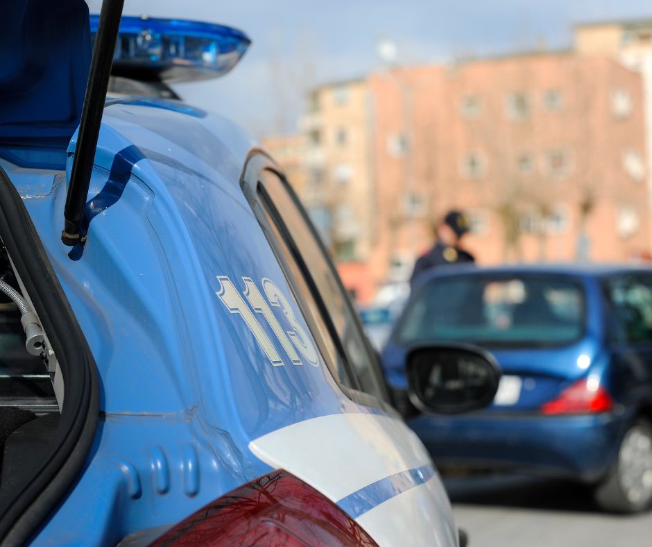 Polizia Stradale scorta donna in travaglio sulla SS36