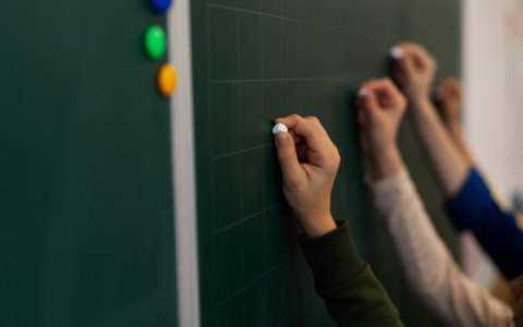 Mandello, 34 borse di studio per studenti e neolaureati
