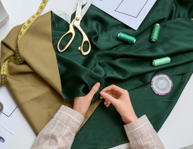 Dervio, madre e figlia insieme per un manuale di moda